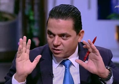 ايهاب غطاطي : الجيش الأبيض هو حصن مصر المنيع لمواجهة تفشي وباء كورونا 